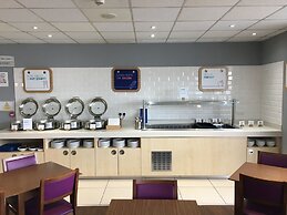 Holiday Inn Express Nuneaton by IHG