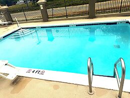 Country Inn & Suites by Radisson, Midway - Tallahassee West