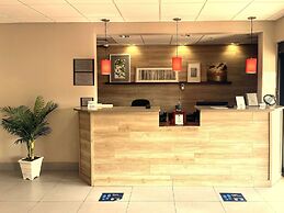 Country Inn & Suites by Radisson, Midway - Tallahassee West