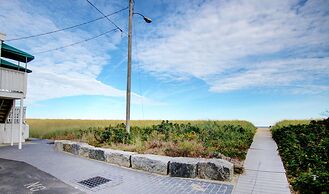 Sea Cliff House Motel