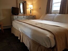 Sea Cliff House Motel