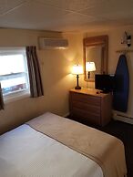 Sea Cliff House Motel