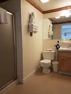 Sea Cliff House Motel