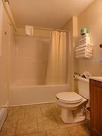 Sea Cliff House Motel