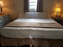 Sea Cliff House Motel