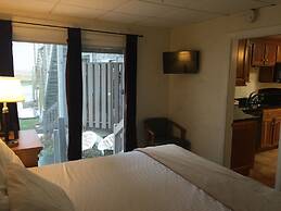 Sea Cliff House Motel