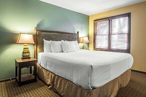 Bluegreen Christmas Mountain Village, an Ascend Resort