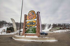 Bluegreen Christmas Mountain Village, an Ascend Resort