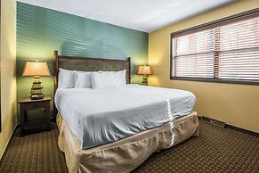 Bluegreen Christmas Mountain Village, an Ascend Resort