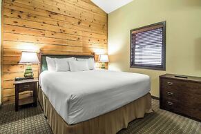 Bluegreen Christmas Mountain Village, an Ascend Resort