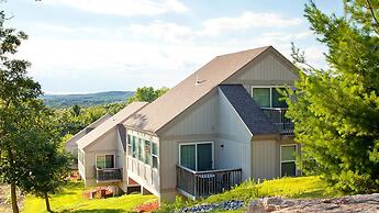 Bluegreen Christmas Mountain Village, an Ascend Resort