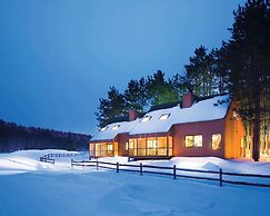 Bluegreen Christmas Mountain Village, an Ascend Resort