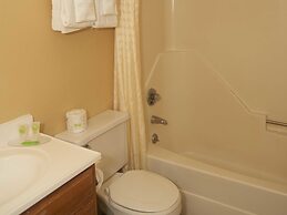 Swiss Chalets Village Inn