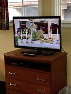 Swiss Chalets Village Inn