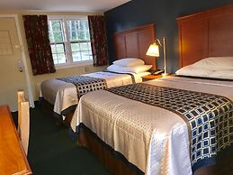 Swiss Chalets Village Inn