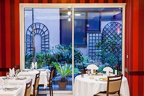Hotel Saint Sauveur