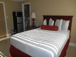 The Bayside Inn & Marina