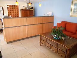 The Bayside Inn & Marina