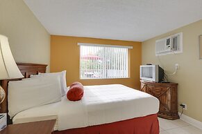 The Bayside Inn & Marina