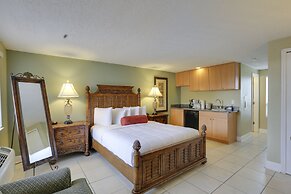 The Bayside Inn & Marina