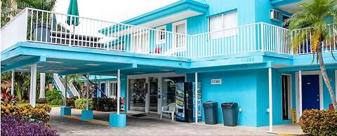 The Bayside Inn & Marina