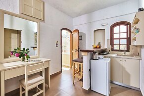 Mila Malia Studios Hotel