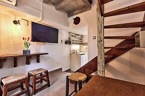 Mila Malia Studios Hotel