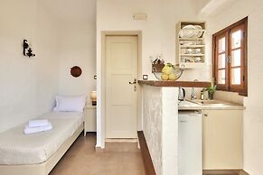 Mila Malia Studios Hotel