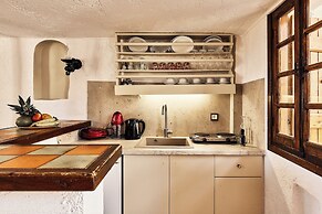 Mila Malia Studios Hotel