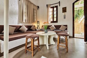 Mila Malia Studios Hotel