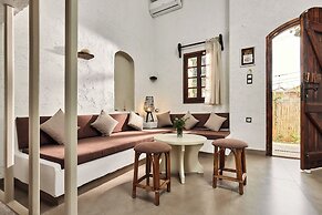 Mila Malia Studios Hotel