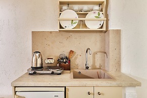 Mila Malia Studios Hotel