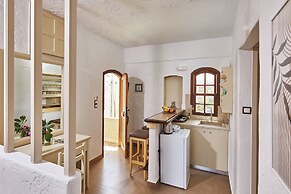 Mila Malia Studios Hotel