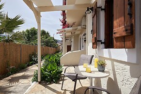 Mila Malia Studios Hotel