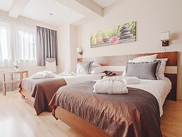 Holiday Beach Budapest Wellness & Conference Hotel
