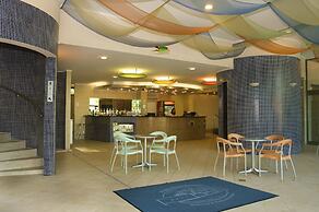 Holiday Beach Budapest Wellness & Conference Hotel