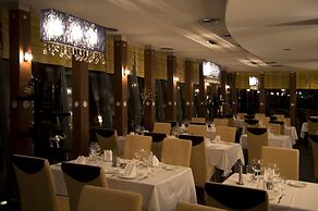 Holiday Beach Budapest Wellness & Conference Hotel
