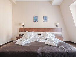 Holiday Beach Budapest Wellness & Conference Hotel
