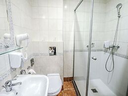 Holiday Beach Budapest Wellness & Conference Hotel