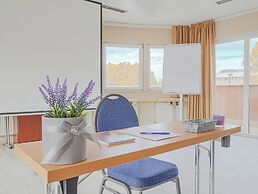 Holiday Beach Budapest Wellness & Conference Hotel