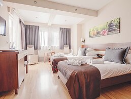 Holiday Beach Budapest Wellness & Conference Hotel