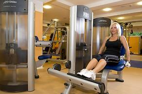 Holiday Beach Budapest Wellness & Conference Hotel