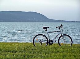 Holiday Beach Budapest Wellness & Conference Hotel