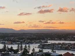 Hi Surf Beachfront Resort Apartments