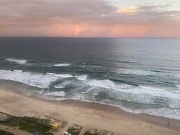 Hi Surf Beachfront Resort Apartments