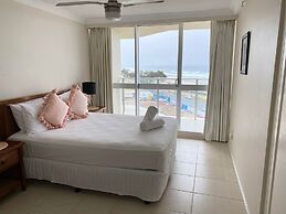 Hi Surf Beachfront Resort Apartments