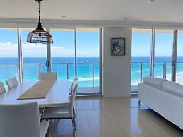 Hi Surf Beachfront Resort Apartments