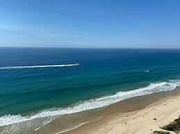 Hi Surf Beachfront Resort Apartments