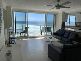 Hi Surf Beachfront Resort Apartments