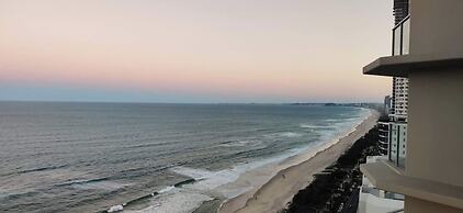 Hi Surf Beachfront Resort Apartments